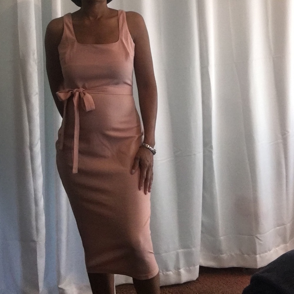 Pink midi dress with a removable tie waist belt